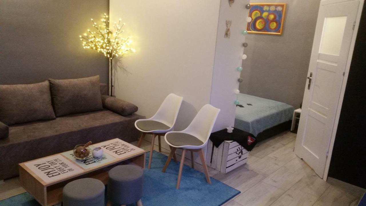 Moris 2 Pokoje Goscinne 웨바 외부 사진